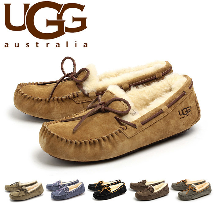 スタイリストやモデルも使うリボンのかわいいuggのモカシンdakoda